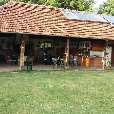 Gasthof Chuchi 1 *