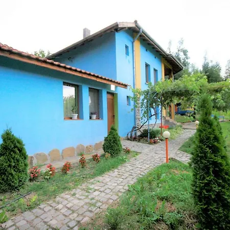 Chuchi 1 Zlatna Panega