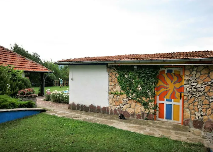 Chuchi 1 * Zlatna Panega